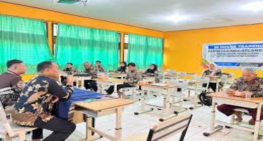 In House Training (IHT) – SMPN 1 LANGKAPLANCAR